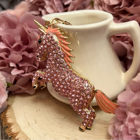 Magical Pink Crystal Unicorn Keychain Charm - Picture 4 of 16